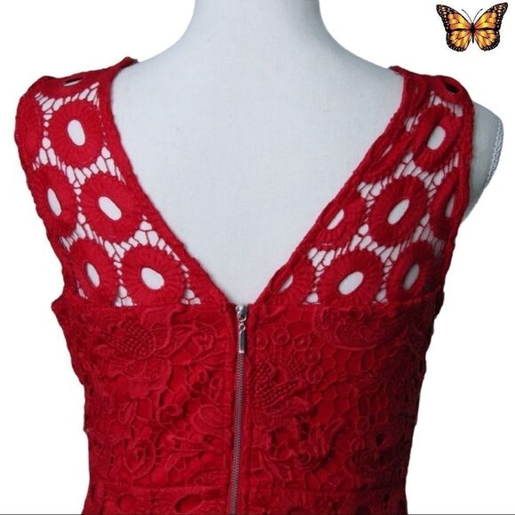 Ricki’s Crochet Overlay Fit and Flare Midi Dress Size 0 - Picture 4 of 6